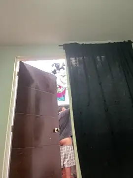 Snapshot of El_Titan1998 chatting on 01/12/25, 01:48 El Titan1998 online show from 01/12/25, 01:48