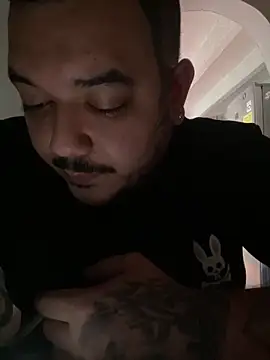 Snapshot of El_Titan1998 chatting on 03/09/25, 03:38 El Titan1998 online show from 03/09/25, 03:38