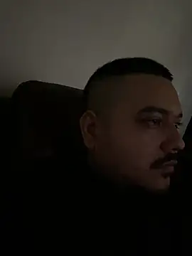 Snapshot of El_Titan1998 chatting on 03/16/25, 02:44 El Titan1998 online show from 03/16/25, 02:44