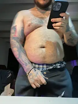 Snapshot of El_Titan1998 chatting on 09/13/25, 10:15 El Titan1998 online show from 09/13/25, 10:15