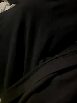 Snapshot of Dvddd chatting on 11/11/25, 08:31 Dvddd online show from 11/11/25, 08:31