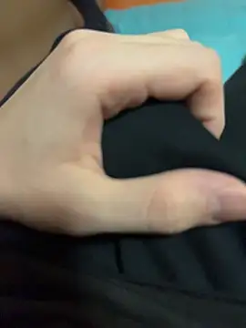 Snapshot of Dvddd chatting on 11/19/25, 10:15 Dvddd online show from 11/19/25, 10:15