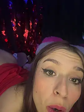 Snapshot of BlueStoneX chatting on 02/16/25, 08:32 BlueStoneX online show from 02/16/25, 08:32