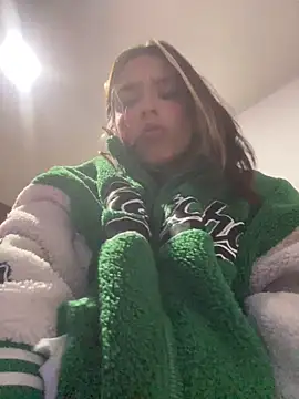 Snapshot of BlueStoneX chatting on 10/29/25, 07:10 BlueStoneX online show from 10/29/25, 07:10