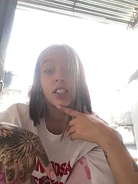 Snapshot of BlueStoneX chatting on 02/22/26, 02:59 BlueStoneX online show from 02/22/26, 02:59