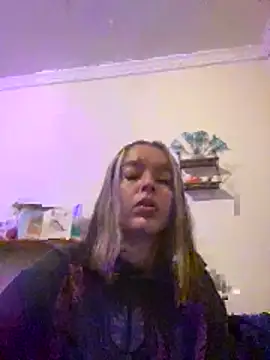 Snapshot of BlueStoneX chatting on 03/01/26, 07:43 BlueStoneX online show from 03/01/26, 07:43