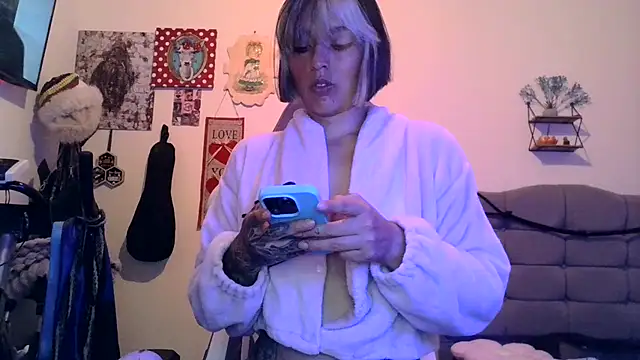 BlueStoneX online show from 04/12/26, 07:57