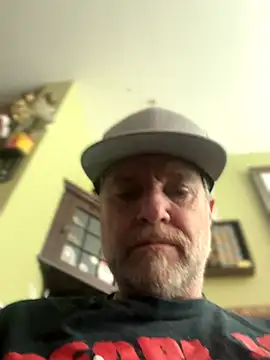 Jefloves68 online show from 10/26/25, 05:08