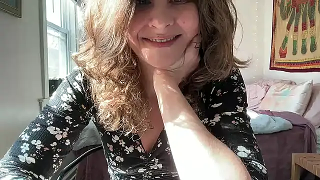 Snapshot of leahsparkles chatting on 02/23/25, 03:51 leahsparkles online show from 02/23/25, 03:51