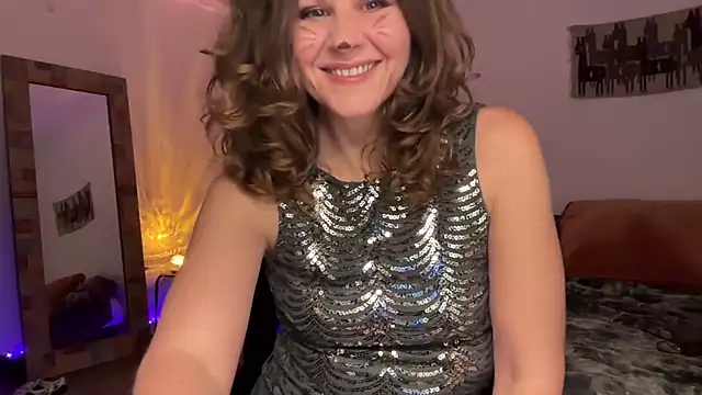 Snapshot of leahsparkles chatting on 10/26/25, 12:27 leahsparkles online show from 10/26/25, 12:27