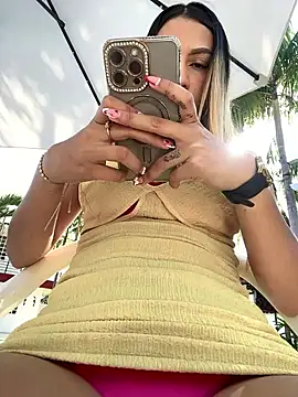 Snapshot of Mariapaula chatting on 01/12/25, 08:14 Mariapaula online show from 01/12/25, 08:14