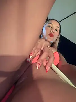 Snapshot of Mariapaula chatting on 01/17/25, 11:40 Mariapaula online show from 01/17/25, 11:40