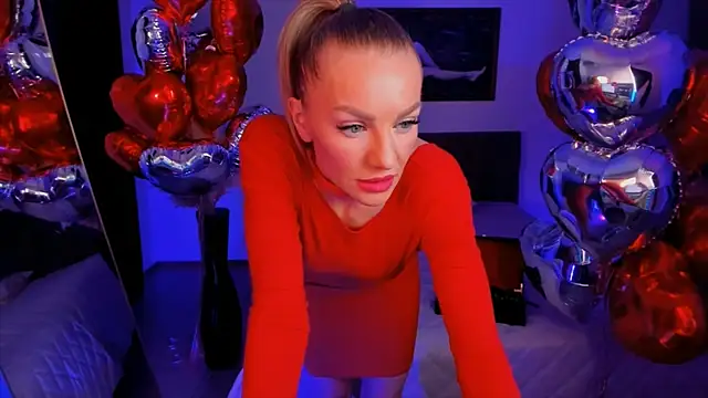 Snapshot of Oliva_Candy chatting on 02/11/25, 10:48 Oliva Candy online show from 02/11/25, 10:48