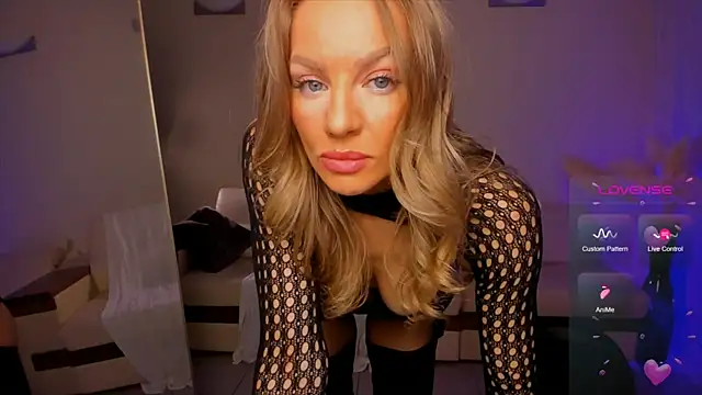 Oliva Candy online show from 06/03/26, 06:57