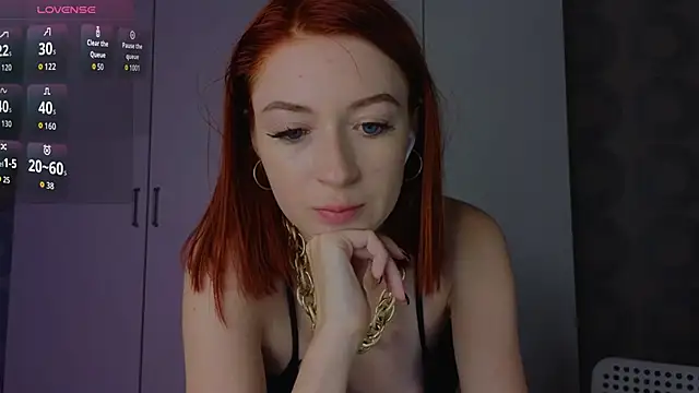 Snapshot of Cuteroxyfoxy chatting on 06/20/26, 01:36 Cuteroxyfoxy online show from 06/20/26, 01:36