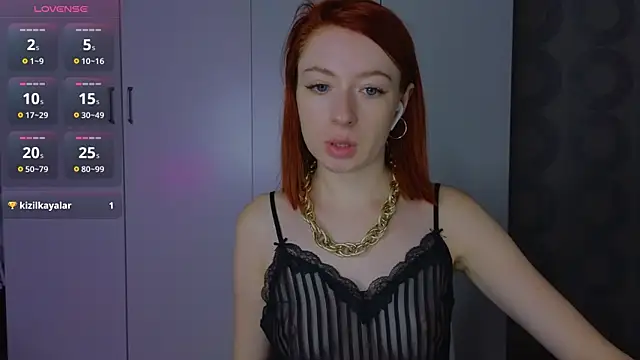 Snapshot of Cuteroxyfoxy chatting on 07/06/26, 06:54 Cuteroxyfoxy online show from 07/06/26, 06:54