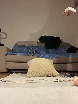 Snapshot of D3V0Z chatting on 02/07/25, 11:13 D3V0Z online show from 02/07/25, 11:13