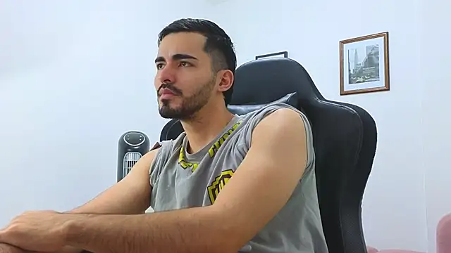 Massimoo 07 online show from 01/08/25, 08:39