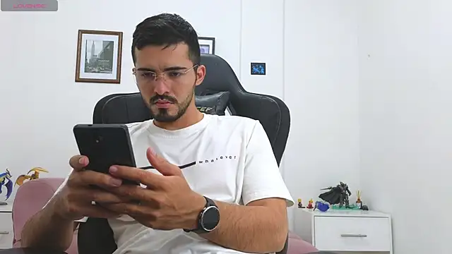 Massimoo 07 online show from 10/07/25, 07:22