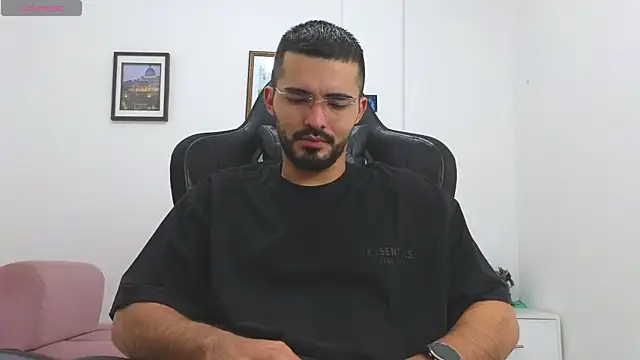 Massimoo 07 online show from 12/16/25, 04:12