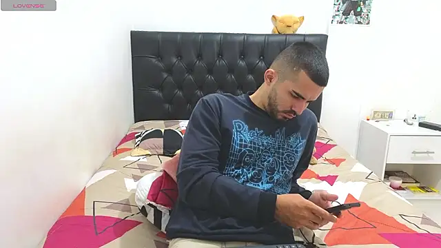 Massimoo 07 online show from 02/24/26, 03:43