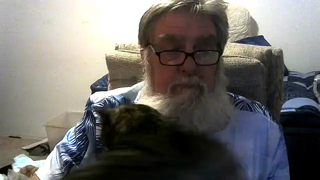Snapshot of viejo_oso chatting on 07/11/26, 07:33 viejo oso online show from 07/11/26, 07:33