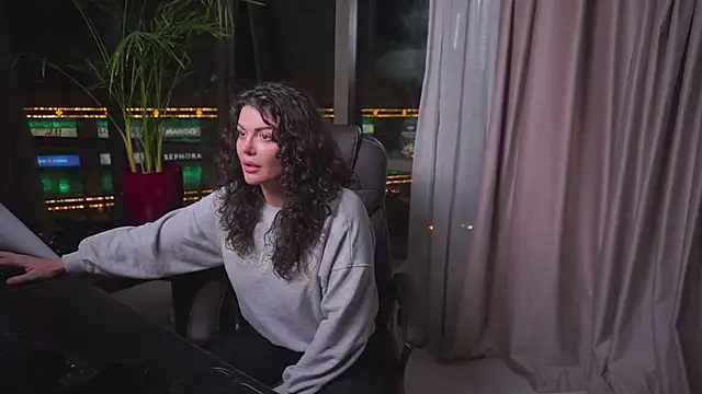 Snapshot of myakalifa chatting on 01/09/25, 07:29 myakalifa online show from 01/09/25, 07:29