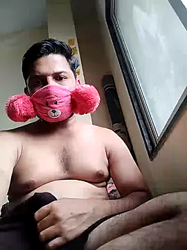 hot punekar online show from 12/26/24, 09:11