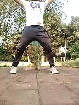 hot punekar online show from 02/11/25, 02:57