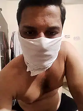 hot punekar online show from 03/08/25, 01:36