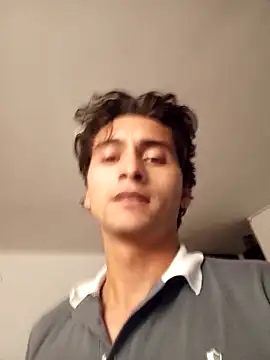 Snapshot of Juman1980 chatting on 05/04/26, 12:06 Juman1980 online show from 05/04/26, 12:06