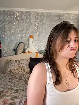 Sabrina shells online show from 09/19/25, 10:38