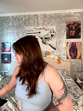 Sabrina shells online show from 10/23/25, 10:36