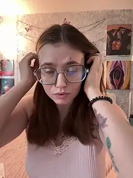 Sabrina shells online show from 02/14/26, 08:00