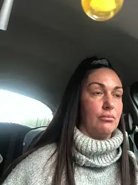 Snapshot of BELLAMORGANE1 chatting on 12/24/24, 11:06 BELLAMORGANE1 online show from 12/24/24, 11:06