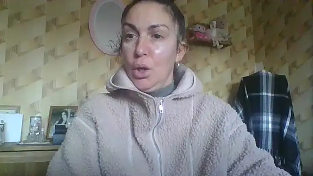 Snapshot of BELLAMORGANE1 chatting on 12/29/24, 12:45 BELLAMORGANE1 online show from 12/29/24, 12:45