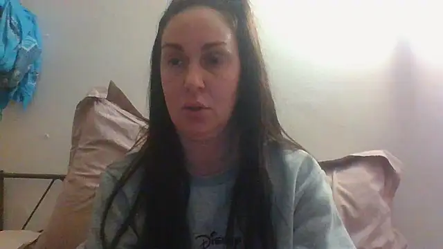 Snapshot of BELLAMORGANE1 chatting on 01/24/25, 06:35 BELLAMORGANE1 online show from 01/24/25, 06:35