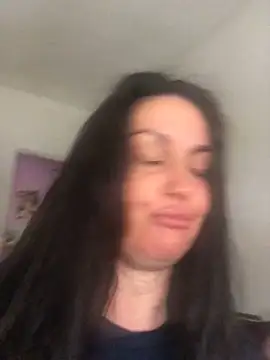 Snapshot of BELLAMORGANE1 chatting on 10/03/25, 09:28 BELLAMORGANE1 online show from 10/03/25, 09:28