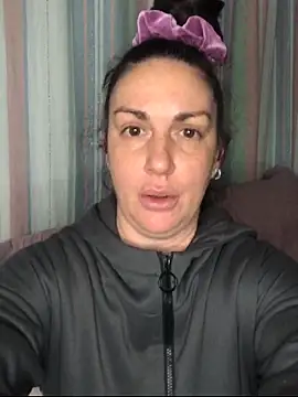 BELLAMORGANE1 online show from 04/03/26, 10:08