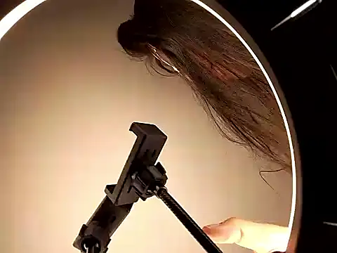 Snapshot of StarSex22 chatting on 12/30/24, 11:38 StarSex22 online show from 12/30/24, 11:38