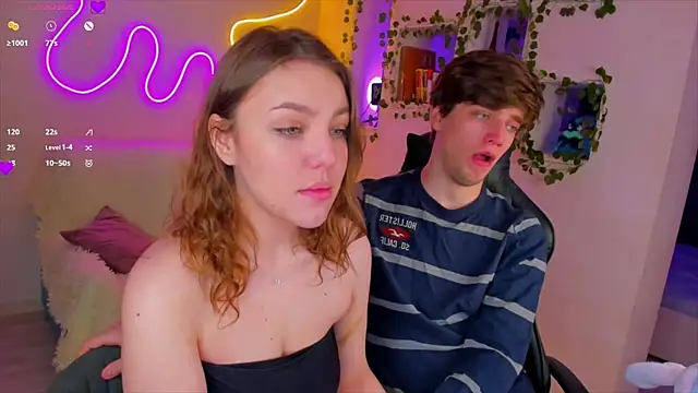 Snapshot of RobertAndLinela chatting on 01/08/25, 05:05 RobertAndLinela online show from 01/08/25, 05:05