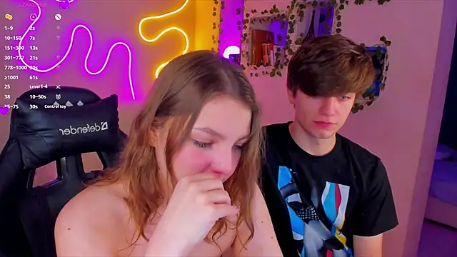 Snapshot of RobertAndLinela chatting on 01/11/25, 04:46 RobertAndLinela online show from 01/11/25, 04:46