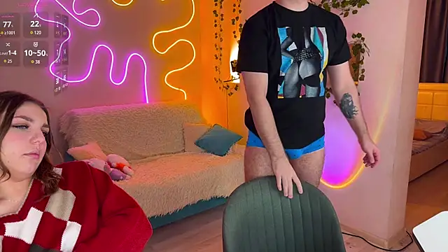 RobertAndLinela online show from 11/08/25, 01:55