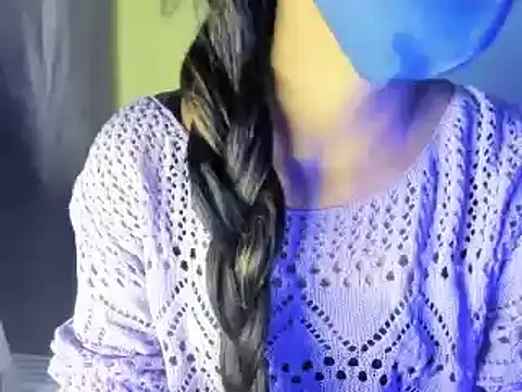 Snapshot of Somiya87 chatting on 01/04/25, 08:59 Somiya87 online show from 01/04/25, 08:59