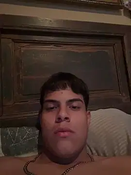 leandrollst 3 online show from 12/01/25, 07:30