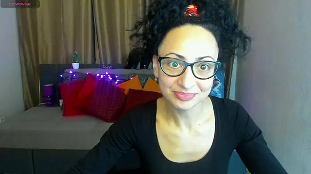 Arianasweety23 online show from 01/03/25, 09:36