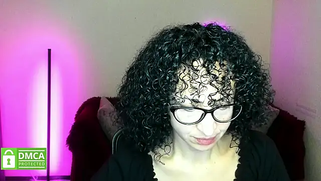 Snapshot of Arianasweety23 chatting on 10/26/25, 06:25 Arianasweety23 online show from 10/26/25, 06:25