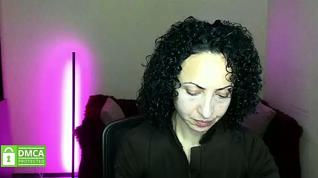 Snapshot of Arianasweety23 chatting on 11/04/25, 06:29 Arianasweety23 online show from 11/04/25, 06:29