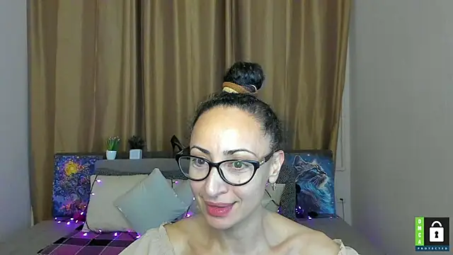 Snapshot of Arianasweety23 chatting on 11/11/25, 06:30 Arianasweety23 online show from 11/11/25, 06:30