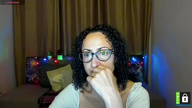 Snapshot of Arianasweety23 chatting on 11/27/25, 06:32 Arianasweety23 online show from 11/27/25, 06:32